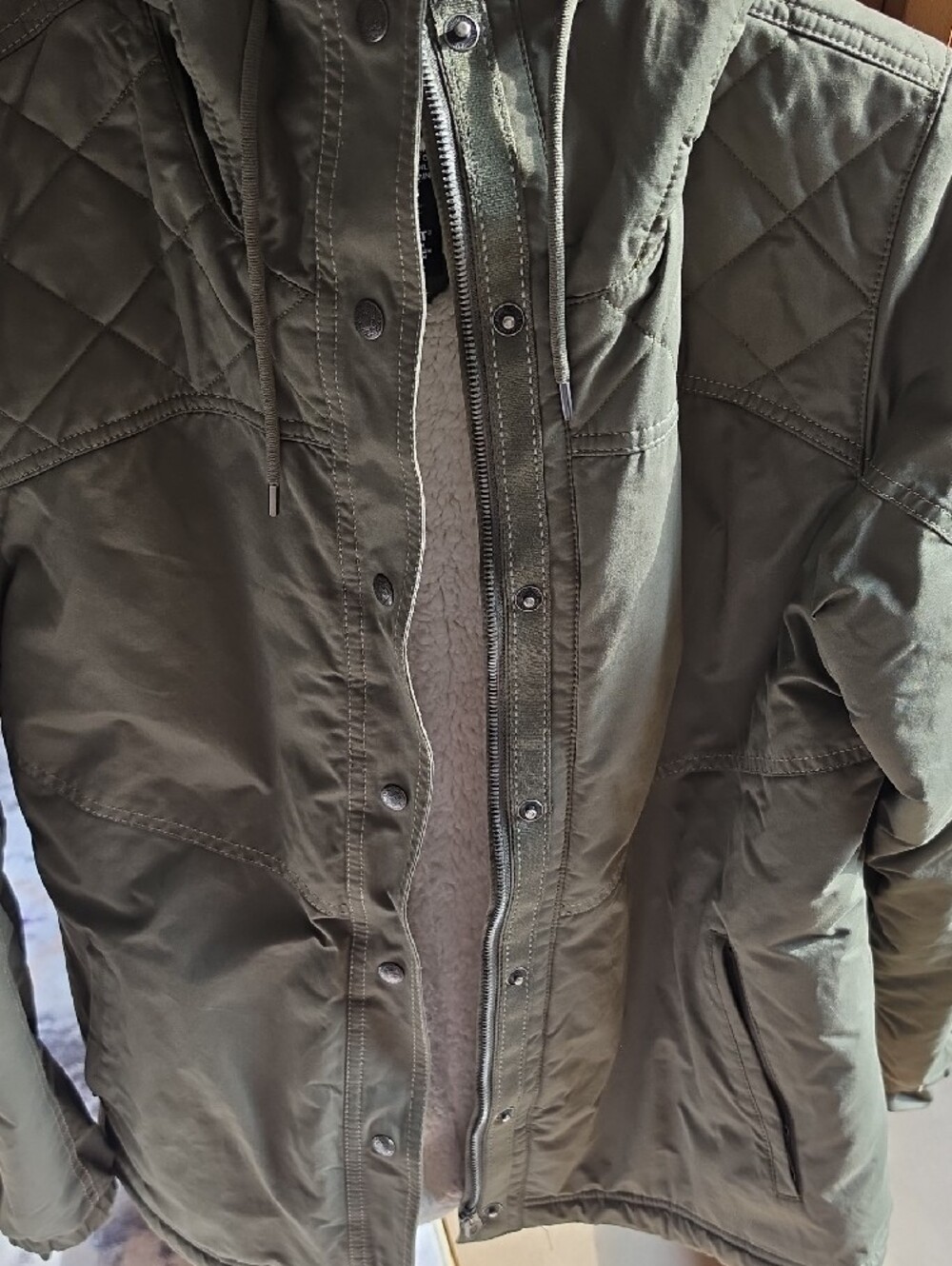 Kuhl Women’s Olive Green Sherpa-Lined Puffer Parka - Picture 12 of 12
